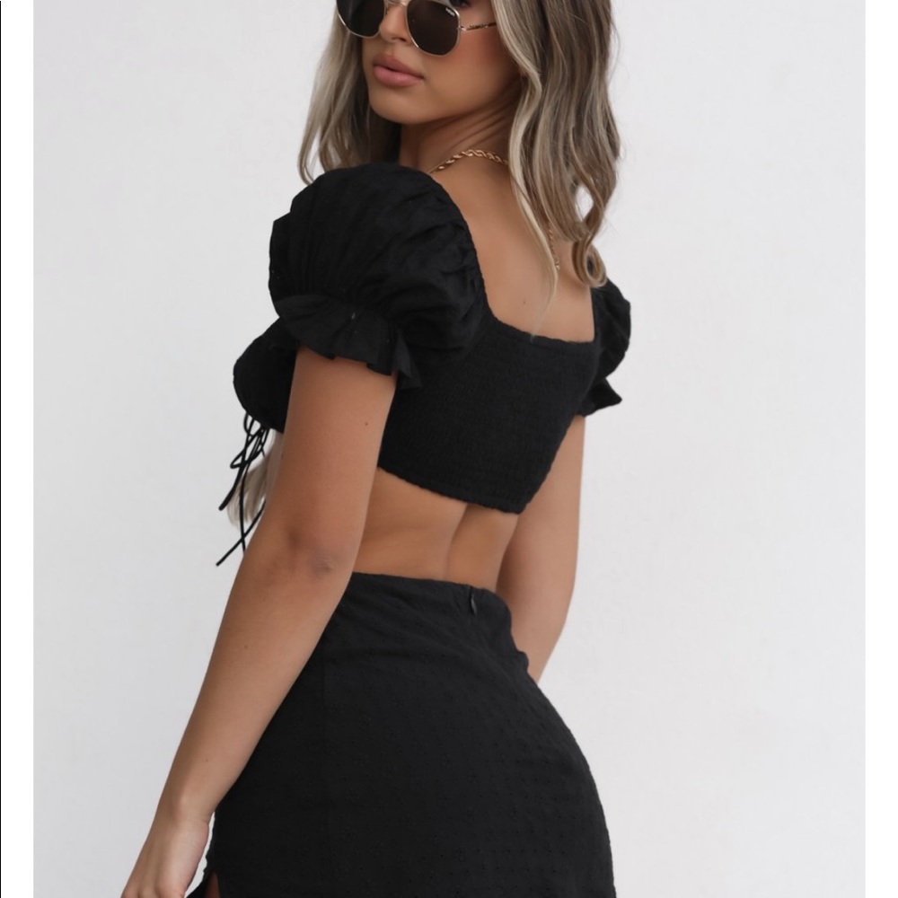 Black Crop Top - Picture 1 of 6